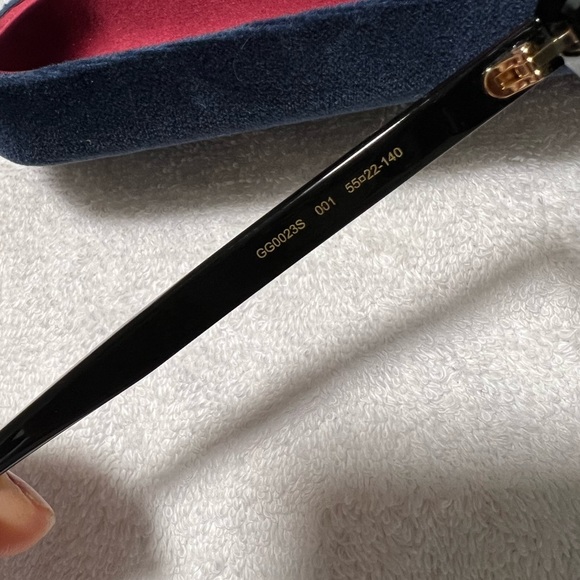 NEW GUCCI SUNGLASSES - Picture 6 of 11